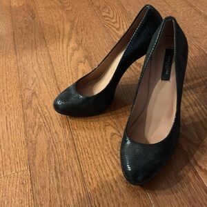 Croc print black Ann Taylor 3.75 inches heels